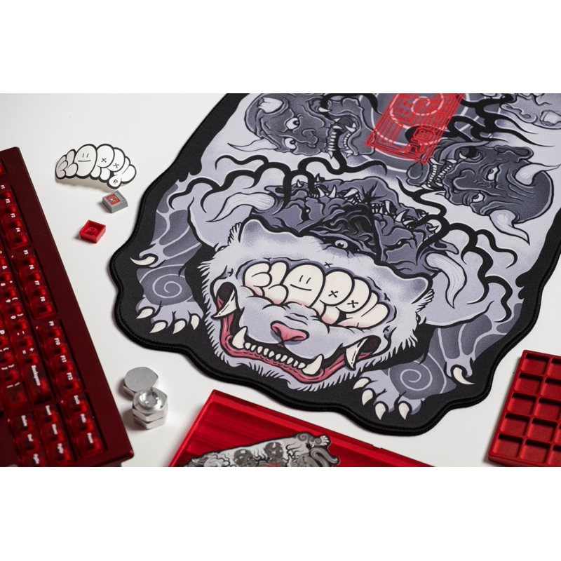 Floppy Fat Tiger Deskmat - demONI B&W - แผ่นรองเม้าส์ แผ่นปูโต๊ะ ขนาด 80x40
