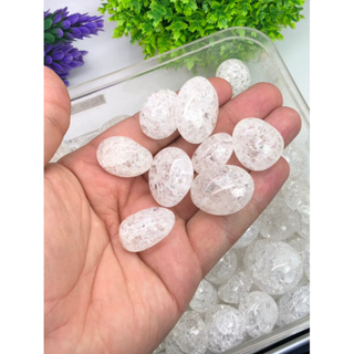 wholesale Deal Natural Ice Quartz Stone for Healing and Meditation collection