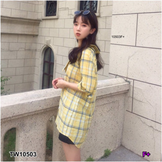 CS10503 Set 2 ชิ้น เสื้อเชิ้ตคอกว้างลายสก็อต Set of 2 pieces. Plaid wide neck shirt.