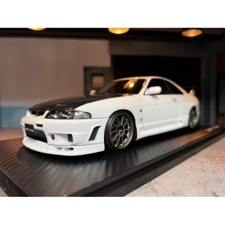 Ignition Model [IG2781] Nissan Skyline GT-R (BCNR33) White