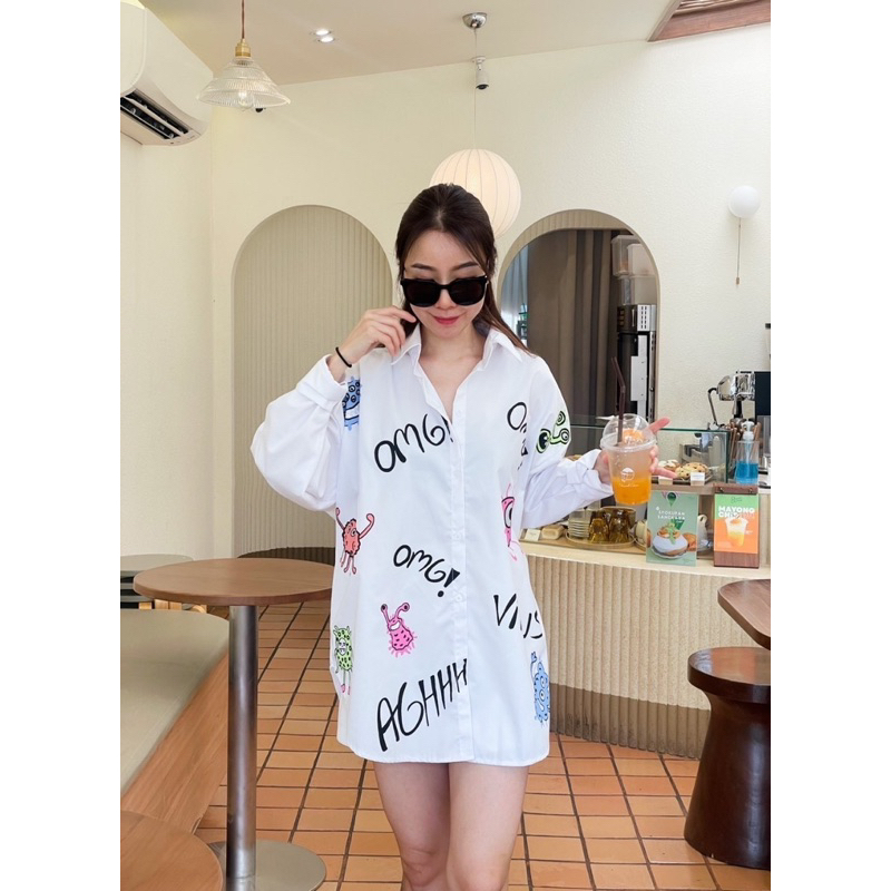 เสื้อเชิ้ตโอเวอร์ไซต์ พิมพ์สกรีนลายเท่ห์ๆ น่ารัก 6 สี ราคา ถูกที่สุด ดีลบีเคเค แกลเลอรีภาพที่ 3