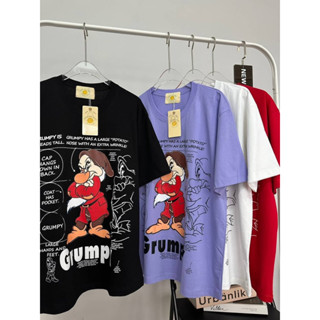 พร้อมส่ง 🩵 เสื้อโอเวอร์ไซค์ *GRUMPY* อก 44-46 ลายน้อนน่ารักมาก 🫶🏻
