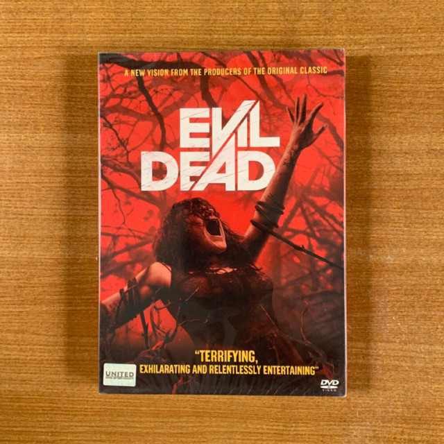 DVD : Evil Dead (2013) ผีอมตะ [มือ 1 ปกสวม] Jane Levy ดีวีดี หนัง แผ่นแท้ ตรงปก
