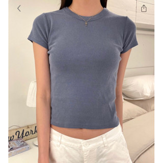 พรีออเดอร์ PREORDER Brandy Melville Hailie Top