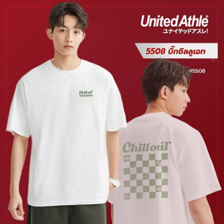 United Athle®  เสื้อยืดผู้ชาย  เสื้อยืดคอกลมแขนสั้น chill out เสื้อยืดผ้าฝ้ายคู่รัก- สีขาว รุ่น #5508