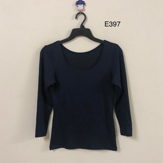 L(ญ) Heattech (E397) แบรนด์ uniqlo ยูนิโคล่ คอกลม