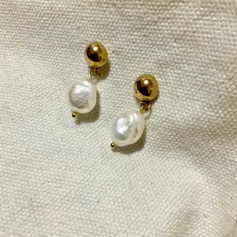[Akasdee original ] ต่างหูมุกน้ำจืดแท้ สีทอง [pearl, stainless, nickle-free, hypoallergenic]