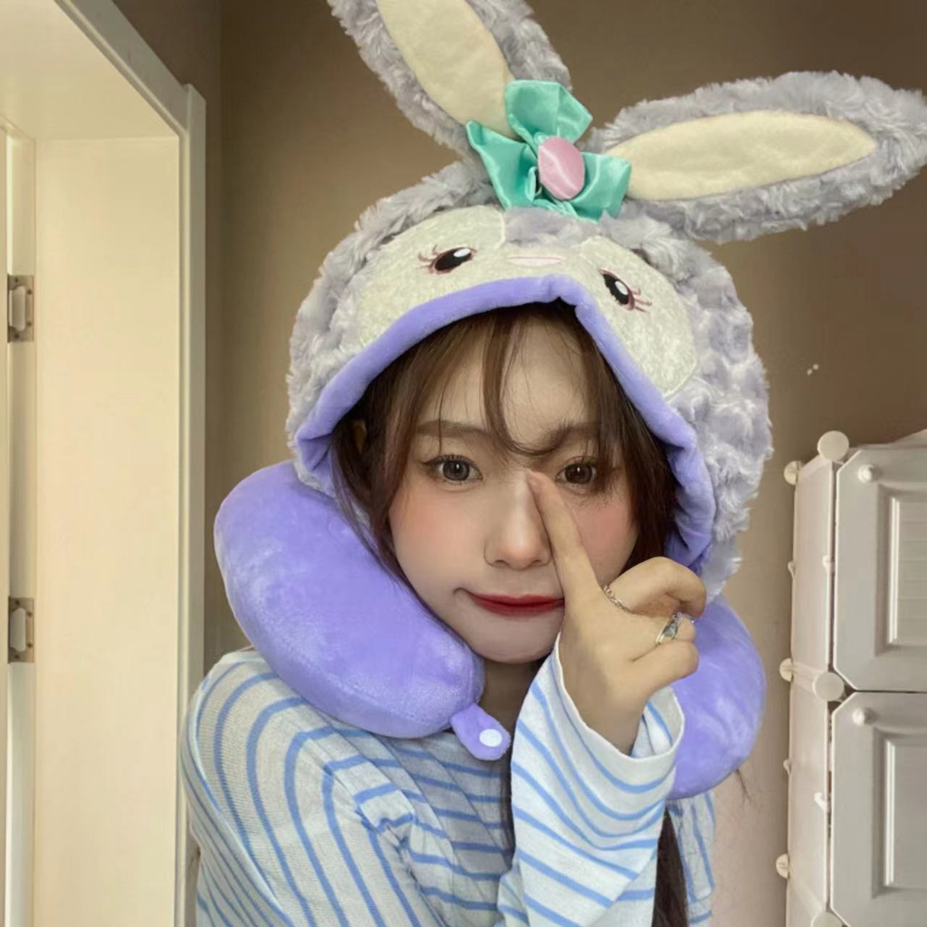 หมอนรองคอลายการ์ตูนรูปตัวยูแบบมีหมวกนิ่มเอาไว้ใส่เดินทาง นุ่ม - รูปที่ 3