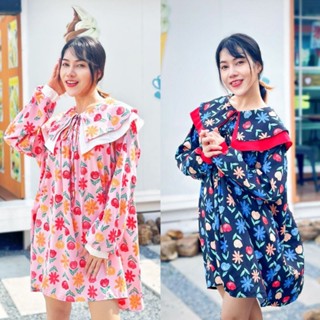 Cozyy Kawaii Collared Dress เดรสคอปกแต่งระบาย2ชั้นแขนยาวแต่งขอบผ้าพิมพ์ลายดอกไม้เนื้อผ้าไหมใส่สบาย พร้อมส่ง