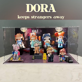 ตู้โชว์ DORA keeps strangers away 🎈🧸 กล่องอคิลิค พร้อมอุปกรณ์ประกอบฉาก