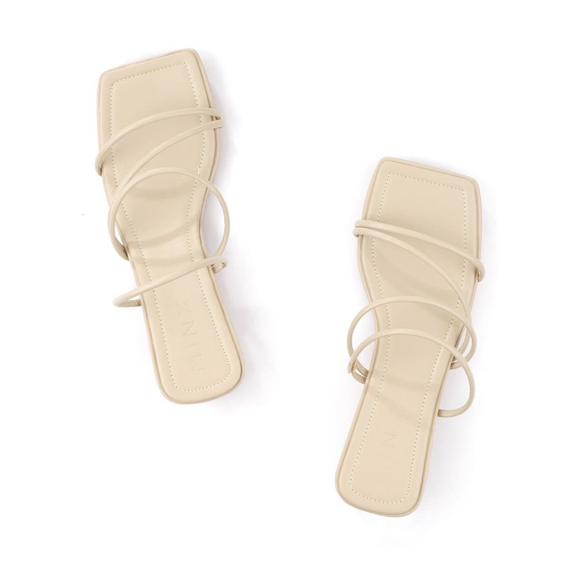 Minx รองเท้าส้นสูง 1 นิ้ว แบรน์ Minx มือ2 ใส่ 1 ครั้ง