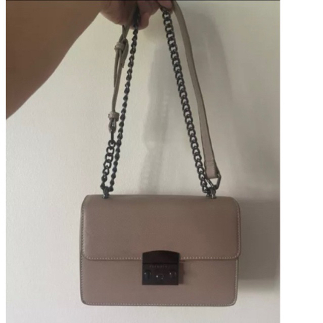 กระเป๋า Veena1921 Bella size M ทรง A treasure box ส่งฟรี