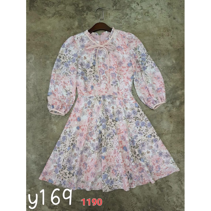 dress omeshop size xs ไม่มีตำหนิค่ะ