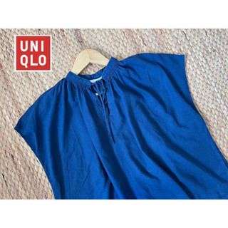 UNIQLO x Linen ผสม x XL คอผูก สีน้ำเงิน สภาพ 60% อกผ้าฟรี 46  ยาว 24   Code : 747(6)