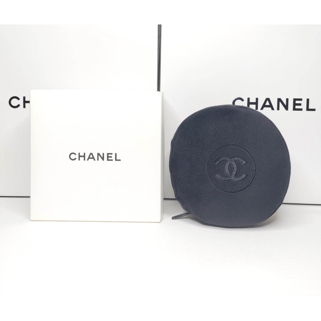 Chanel หมอนผ้าปิดตาชาแนลของแท้💯 Chanel Beauty Chanel Pouch Cosmetic Bag Chanel Holiday Chanel Limite