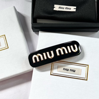 👛ของแท้💯% New! MiuMiu Hairclip ตัวใหญ่ (❗️เช็คสต็อคก่อนสั่งอีกทีนะคะ📲)