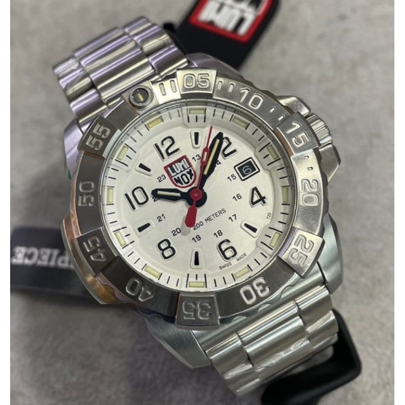 นาฬิกาLUMINOX NAVY SEAL STEEL 3250 SERIES รุ่น XS.3258