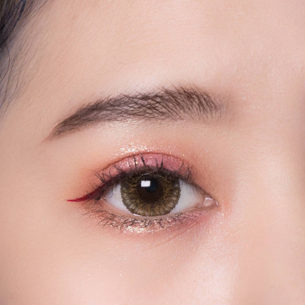 Kitty kawaii รุ่น Diva คอนแทคเลนส์ รายเดือน ค่าอมน้ำ55%