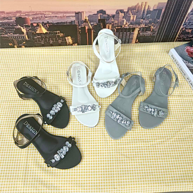 Design MALL แฟชั่น ขายดี รองเท้าแตะรัดข้อเท้า 4สี รองเท้านุ่มใส่สบาย รุ่น รัดส้นเพชร