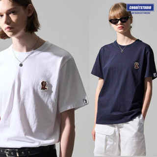 ALAND เสื้อยืด UNISEX Coquet Studio [STANDARD FIT] LESSER PANDA STAND LOGO WAPPEN T Navy, White M, L