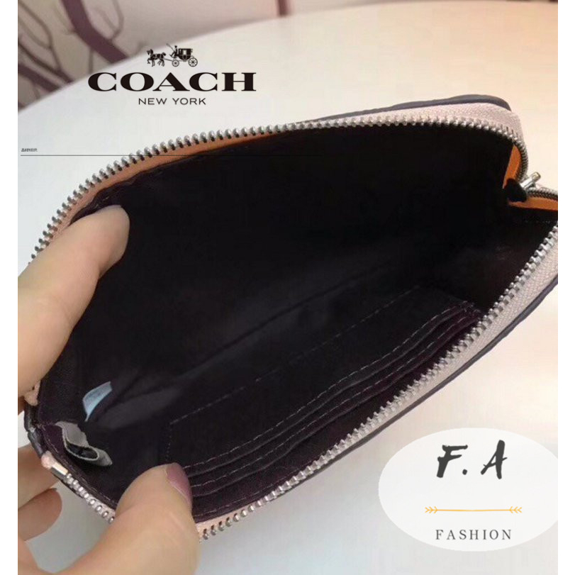 F.A ว่าแท้100% coach  แท้  กระเป๋าสตางค์สุภาพสตรี ซิปใส่เหรียญ กระเป๋าใส่โทรศัพท์ข้อมือ iPhone 7 สามารถติดตั 58034