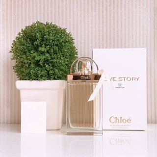 CHLOE LOVE STORY EDP 75ml กล่องซีล แท้ 100% พร้อมส่งค่ะ  น้ำหอมจากแบรนด์ Chloe มาพร้อมกับน้ำหอมแนวกลิ่น Floral ให้ความหอ