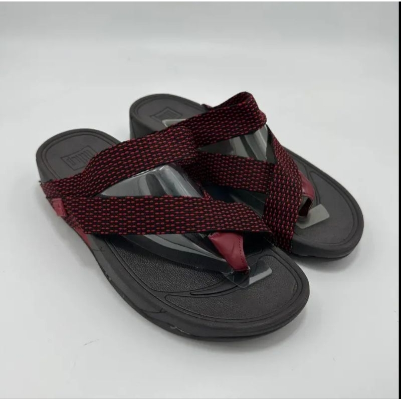 รองเท้าแตะ FitFlop เบานุ่มใส่สบายใส่ได้ทั้งหญิงทั้งชาย