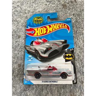 hotwheels batmobile 1/64