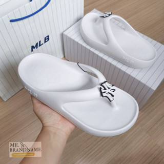 ของแท้ 💯% MLB Chunky Bouncer Flip-Flop แตะคีบสีขาว logo NY 🤍🤍