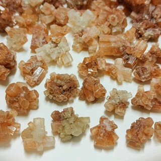 ผลึกอะราโกไนต์ ไซส์มินิ Aragonite จัดชุด 5 ชิ้น