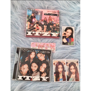 💖พร้อมส่ง💖 itzy 1st japan album แกะแล้ว ของครบ