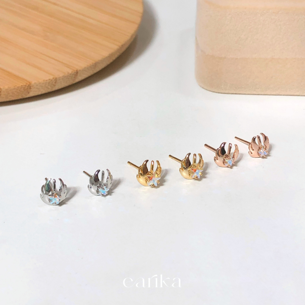 earika.earrings - hologram fireball stud ต่างหูแป้นลายลูกไฟจี้โฮโลแกรมก้านเงินแท้ (มีทั้งหมด 3 สี) เหมาะสำหรับคนแพ้ง่าย