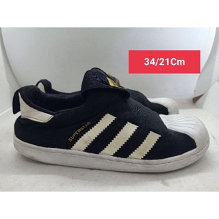 Adidas Size 34 ยาว 21 Cm  รองเท้ามือสอง เด็กเล็ก เด็กโต ผู้หญิงเท้าเล็ก  ผ้าใบ สวม แฟชั่น ลำลอง เที่ยว