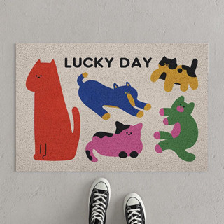 (เล็ก พร้อมส่ง / ใหญ่ รอ14วัน) พรมดักฝุ่น ลายน้องแมว / Lucky Day