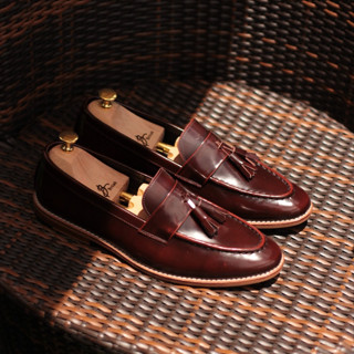 British รองเท้าหนัง Wlid Tassel Loafers (Brown)