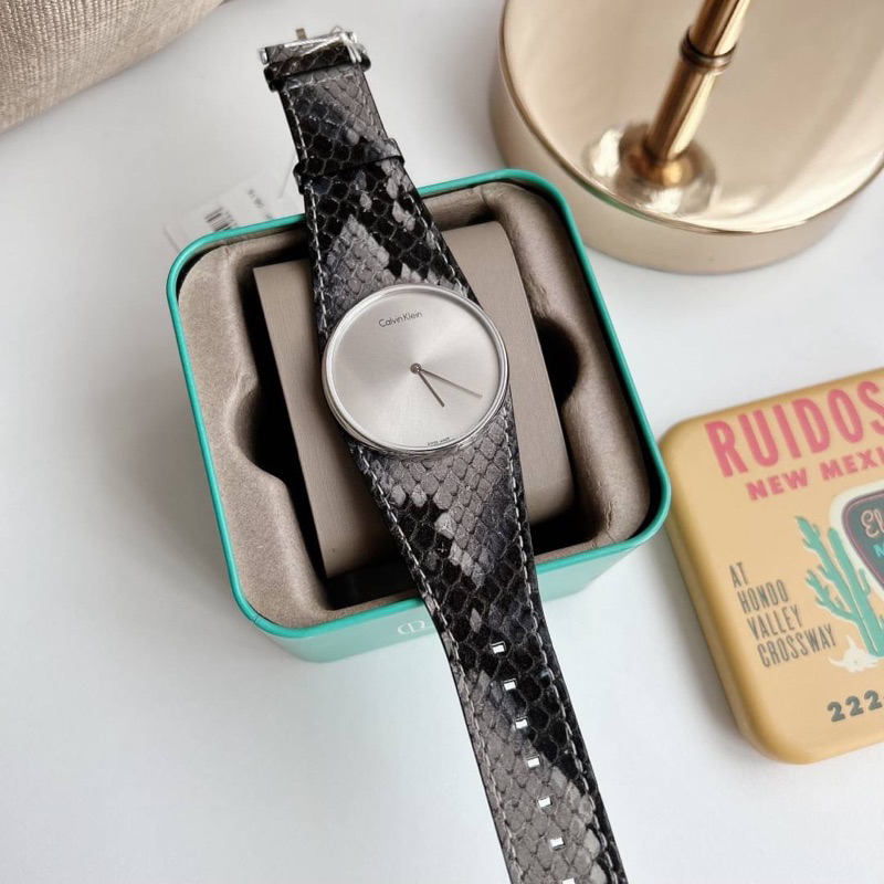 👑ผ่อน0%~แท้100%👑 นาฬิกาข้อมือ Calvin Klein Spellbound Grey Dial Ladies Watch K5V231Q4