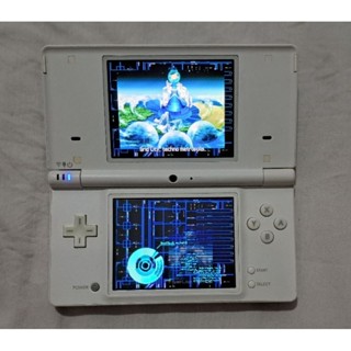 Nintendo dsi สีขาว เล่นผ่านเมม 32G 7000+ เกมส์ พร้อมเล่น sn 10586