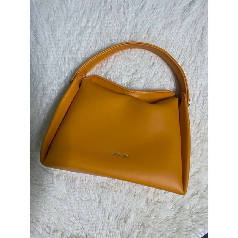 Kappa BKK Tammy มือสองสภาพดี 90%