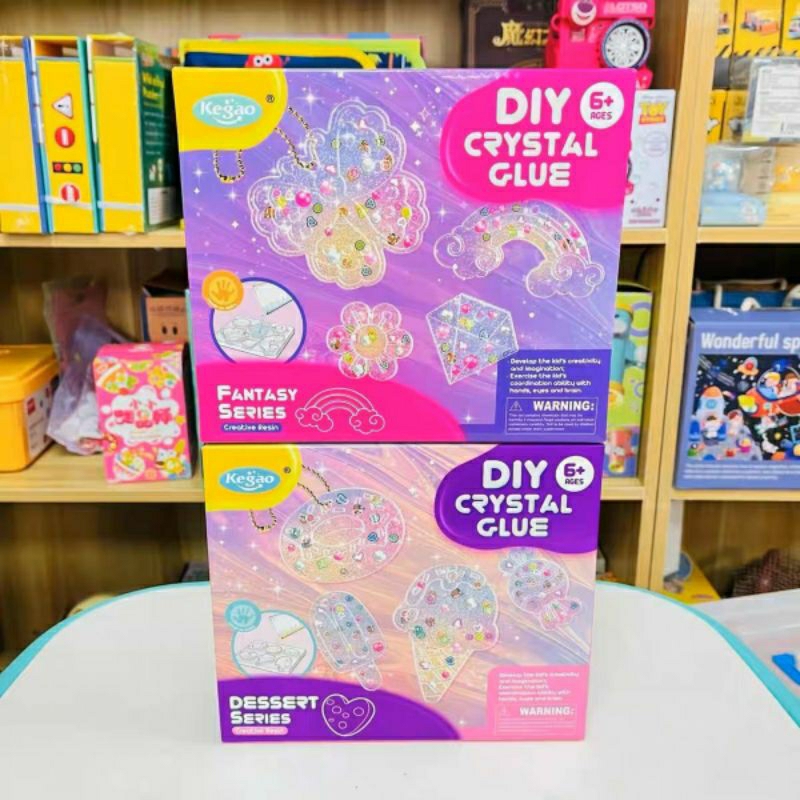 DIY พวงกุญแจเรซิ่น 6 ชิ้น DIY Crystal Glue ของเล่น diy Vanda Learning