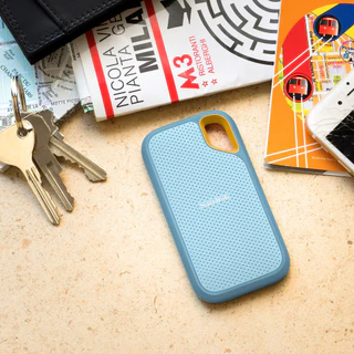 SanDisk Extreme Portable SSD (SDSSDE61) Read speed up to 1050MB/s, Write speed up to 1000MB/s