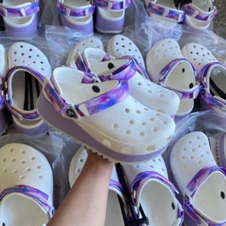 รองเท้าcrocs  crocsผู้หญิง รองเท้าสวม รองเท้าแตะสวม