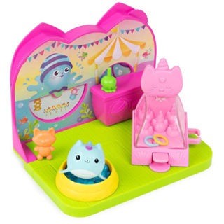 (ของแท้100%) ใหม่ล่าสุด! Gabbys Dollhouse DreamWorks Kitty Narwhal’s Carnival Room