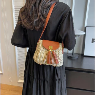 กระเป๋าสาน Tassel bag ตกแต่งพู่ ( A98 )
