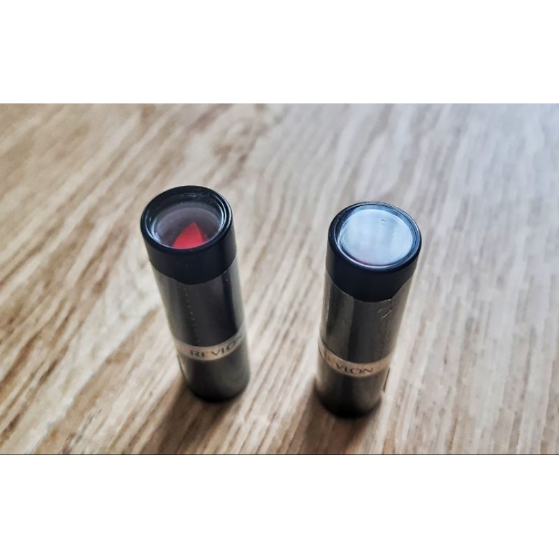 ลิปสติก REVLON Matte Lipstick 2 สี(004+003) ขายถูกมาก