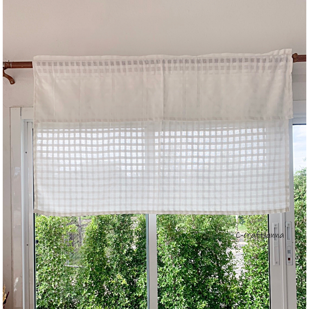 ผ้าม่านเคาท์เตอร์ครัวสีขาวแบบมีเชิงระบาย เนื้อผ้าตารางดั้งเดิม ใช้สำหรับปิดซิงค์ หรือครึ่งหน้าต่างได้ TT
