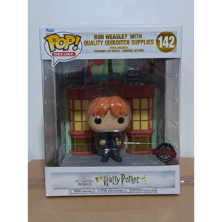 Funko Pop! : Harry Potter - Ron Weasley with Quality Quidditch Supplies