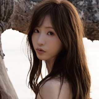 Moe Amatsuka Photobook : ソーキそばとエンジェル