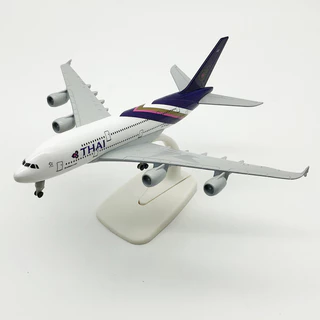 [20CM] โมเดลเครื่องบิน การบินไทย Airbus A380 วัสดุทำจากเหล็ก มีล้อ พร้อมฐานพลาสติก สำหรับตั้งโชว์