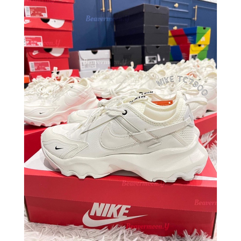 NIKE TC 7900 summit white (ของแท้100%)