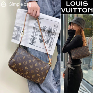 Louis Vuitton Pochette Accessoires Shoulder bag